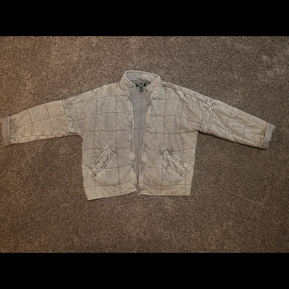 Forever 21 quilted oversized jacket size M